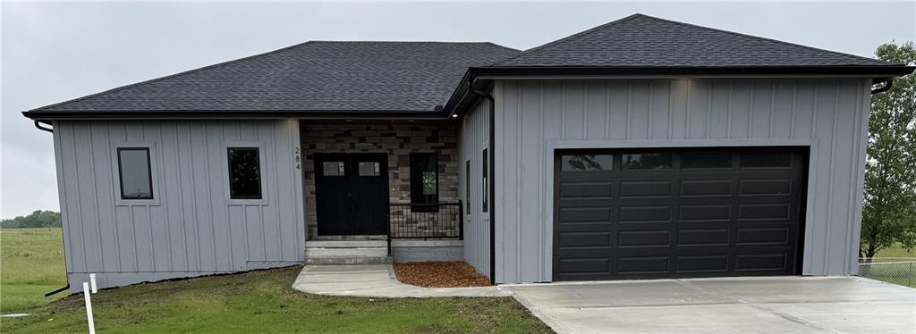 Listing Photo MLS #HMS2541865