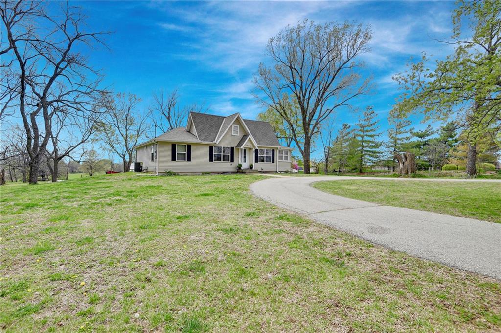 Listing Photo MLS #HMS2542023