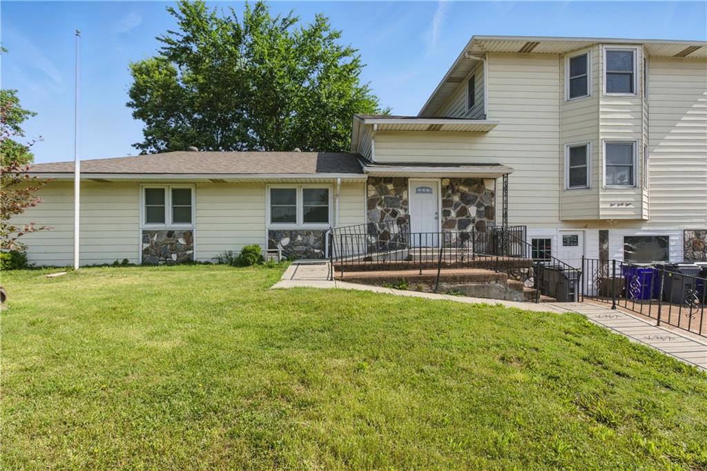 Listing Photo MLS #HMS2542297