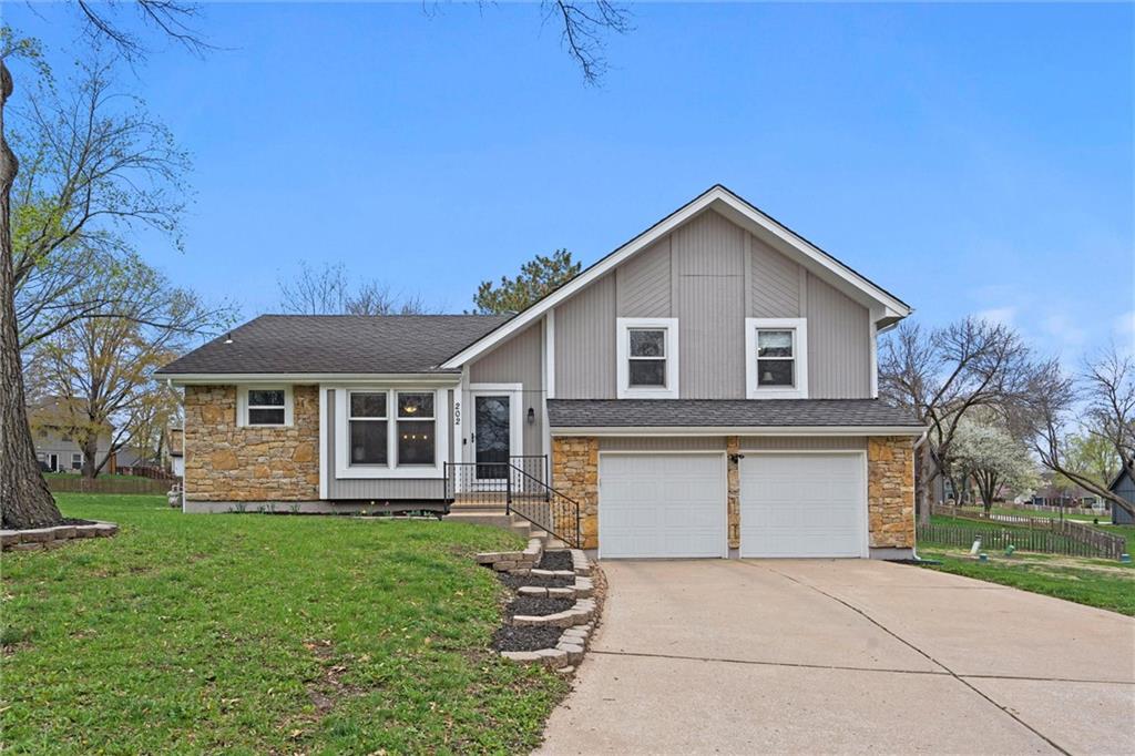Listing Photo MLS #HMS2542307