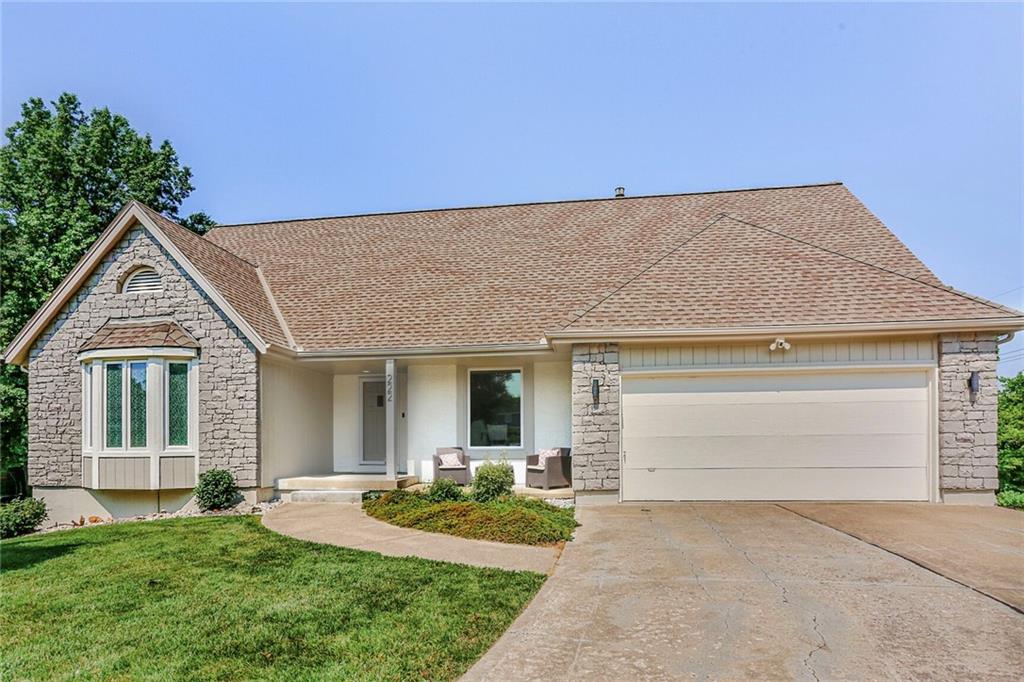 Listing Photo MLS #HMS2542325