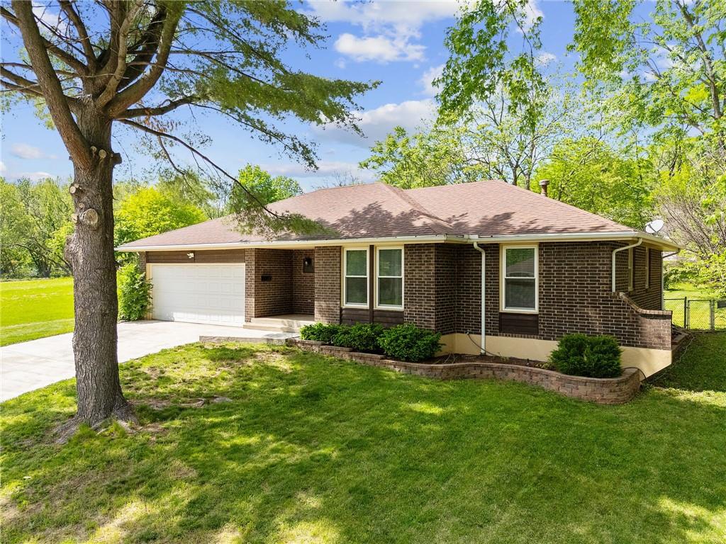 Listing Photo MLS #HMS2542328