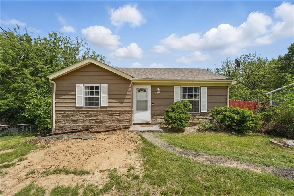 Listing Photo MLS #HMS2542365