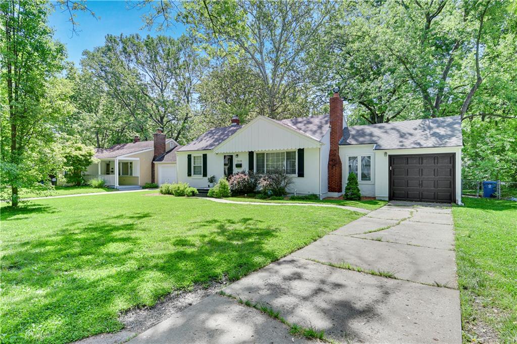 Listing Photo MLS #HMS2542544