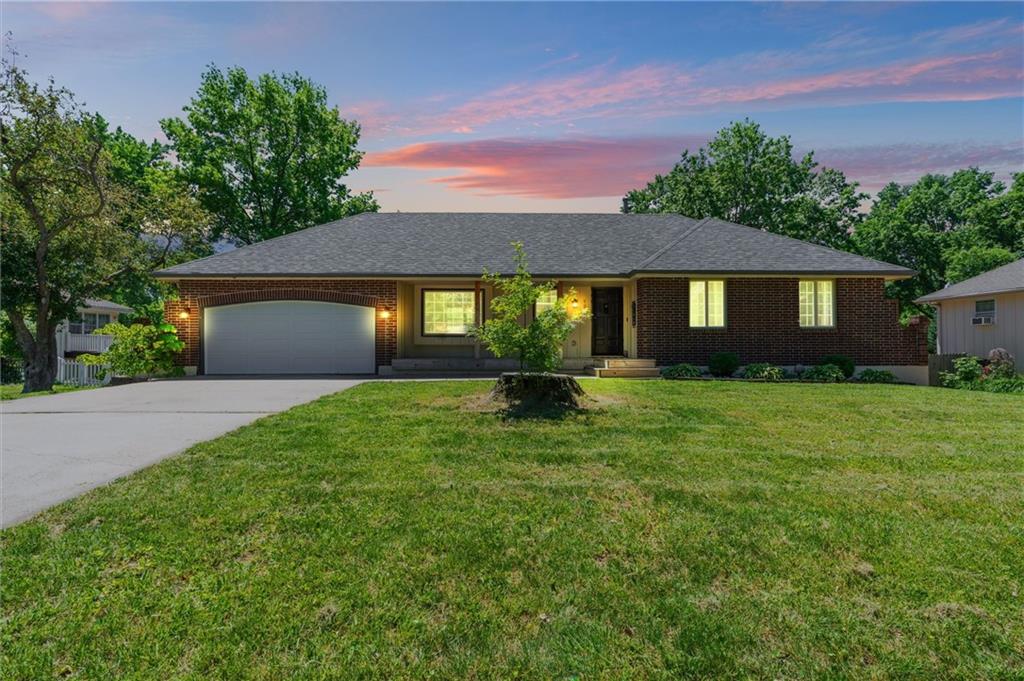 Listing Photo MLS #HMS2542662
