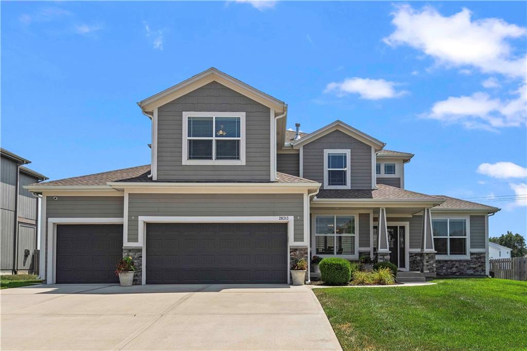 Listing Photo MLS #HMS2542671