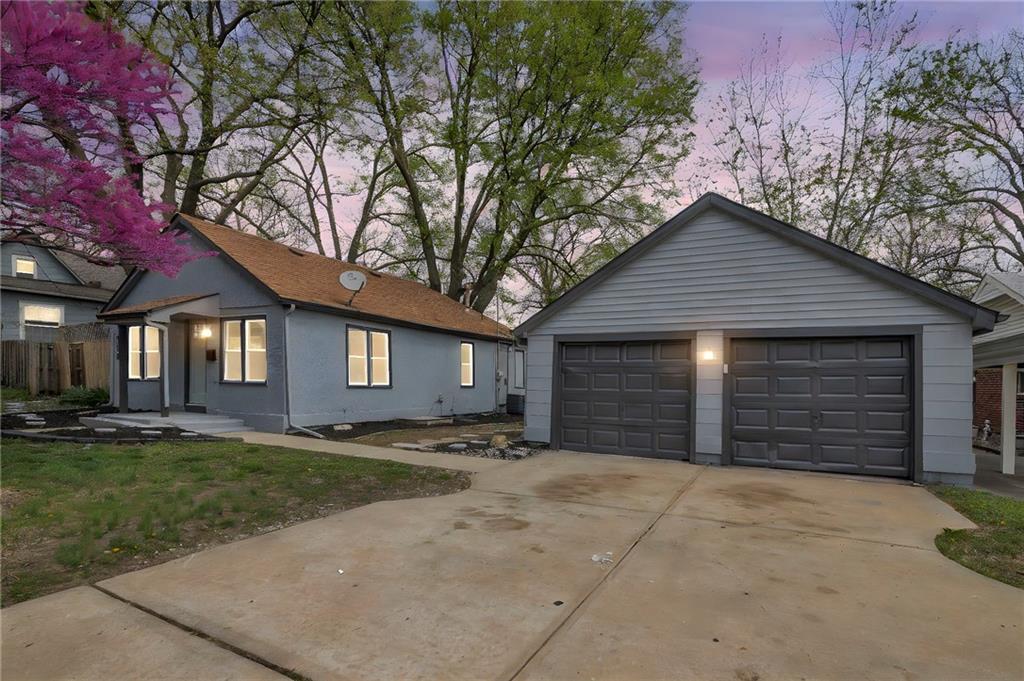 Listing Photo MLS #HMS2542741