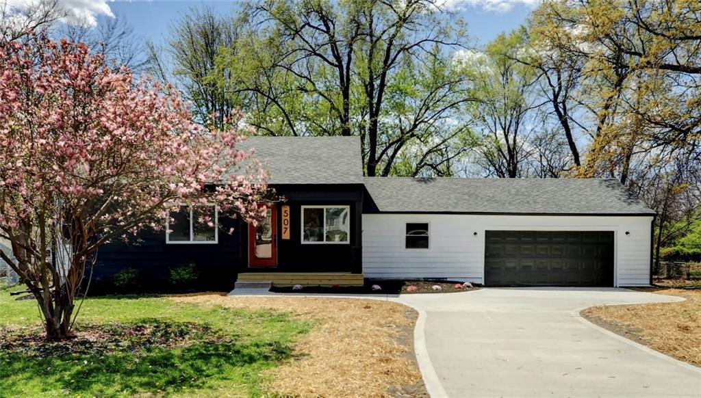 Listing Photo MLS #HMS2542824