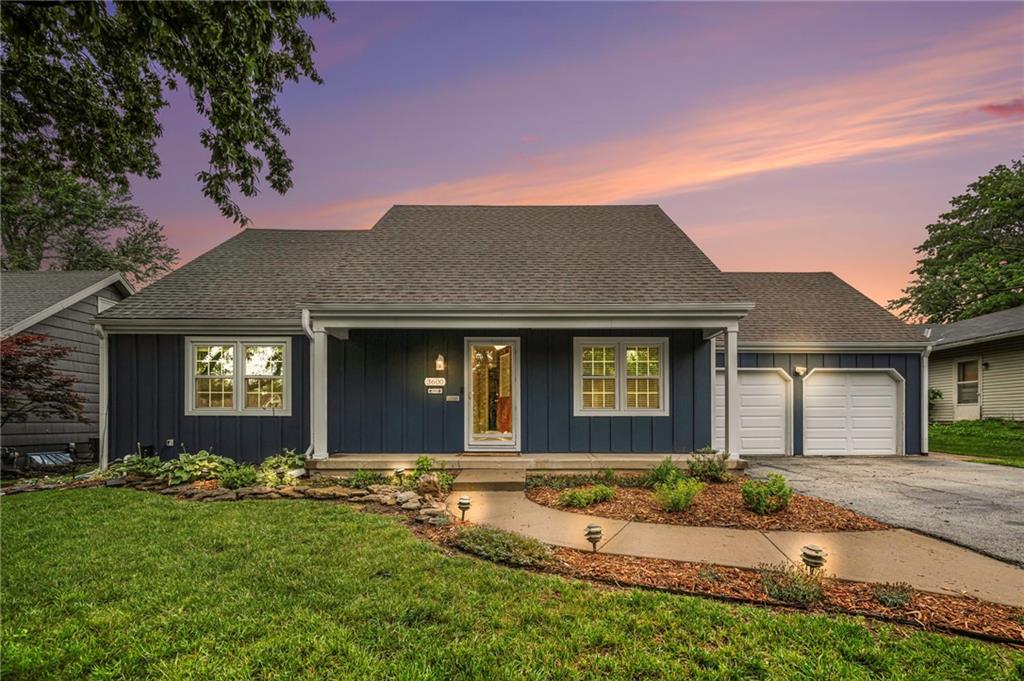 Listing Photo MLS #HMS2542904