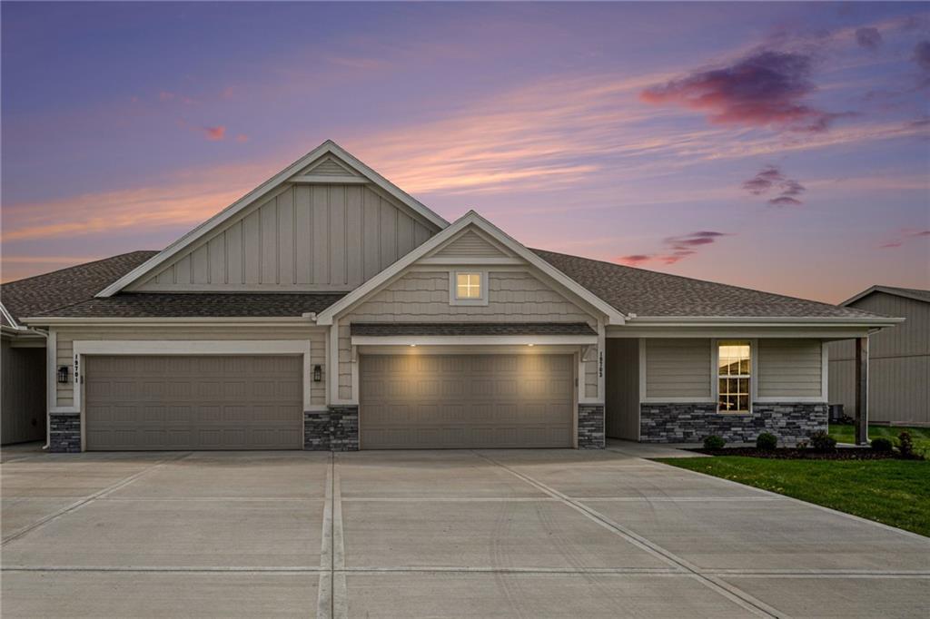 Listing Photo MLS #HMS2542936