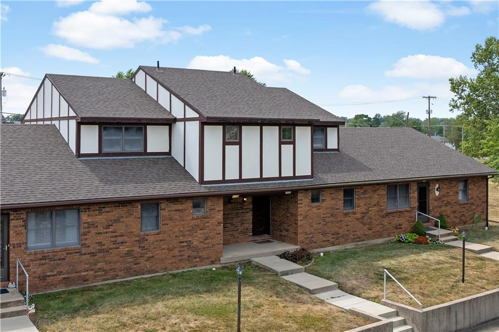Listing Photo MLS #HMS2543015