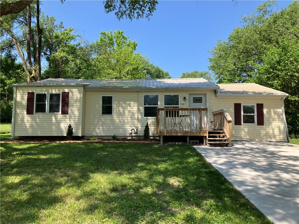 Listing Photo MLS #HMS2543052
