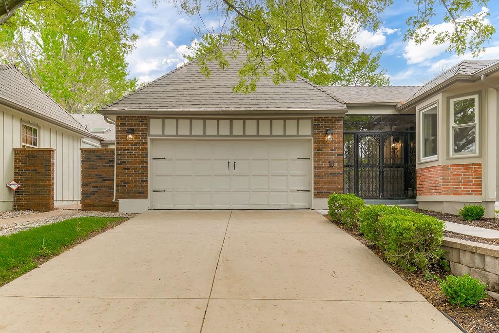 Listing Photo MLS #HMS2543108