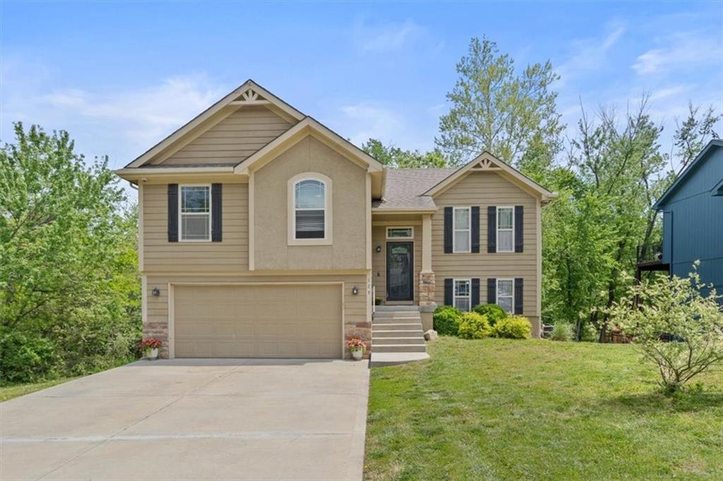 Listing Photo MLS #HMS2543142