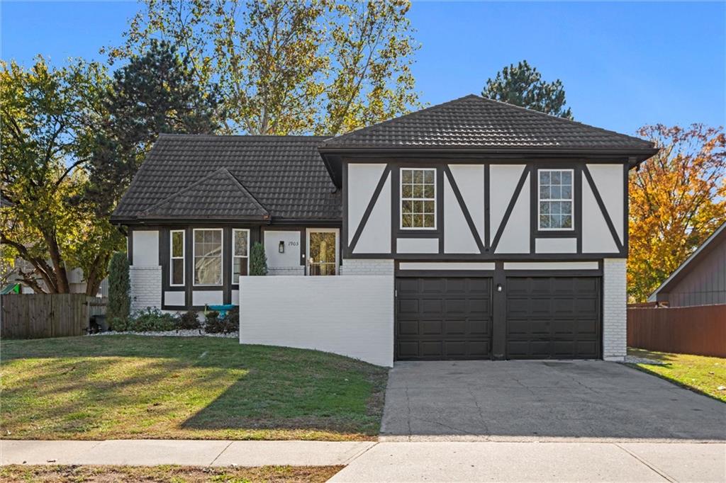 Listing Photo MLS #HMS2543152