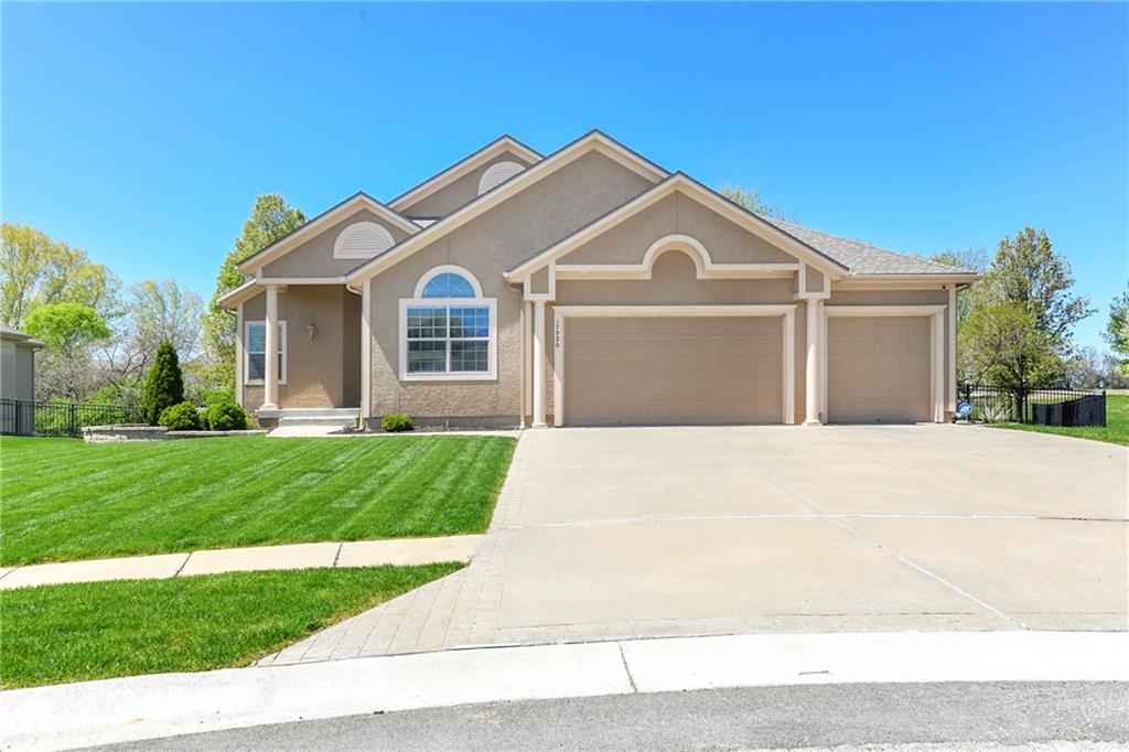 Listing Photo MLS #HMS2543736