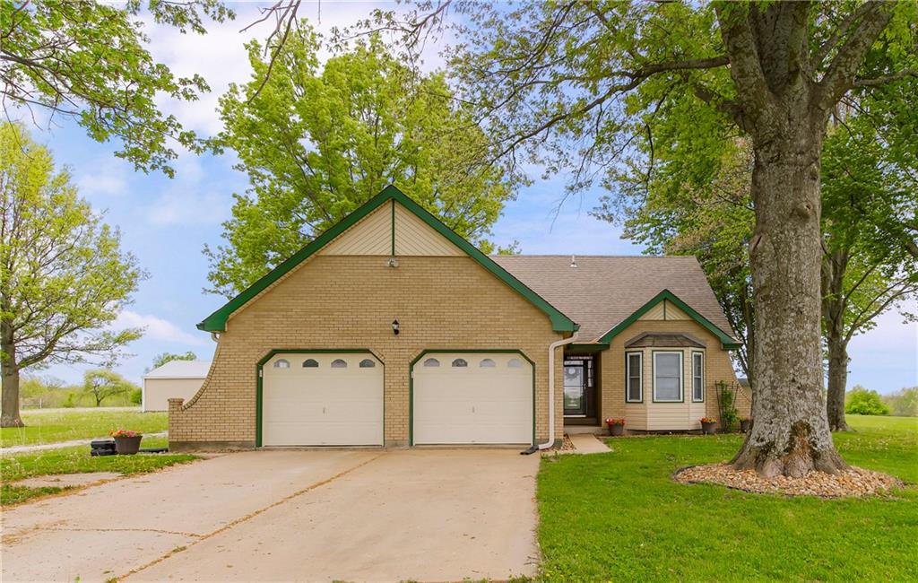 Listing Photo MLS #HMS2543930
