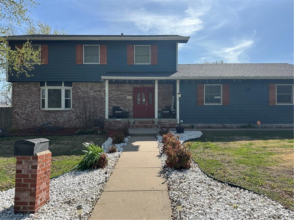 Listing Photo MLS #HMS2544120