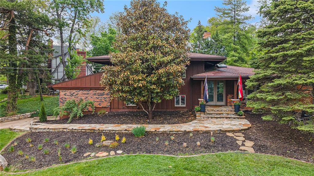 Listing Photo MLS #HMS2544357