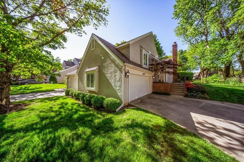 Listing Photo MLS #HMS2544433