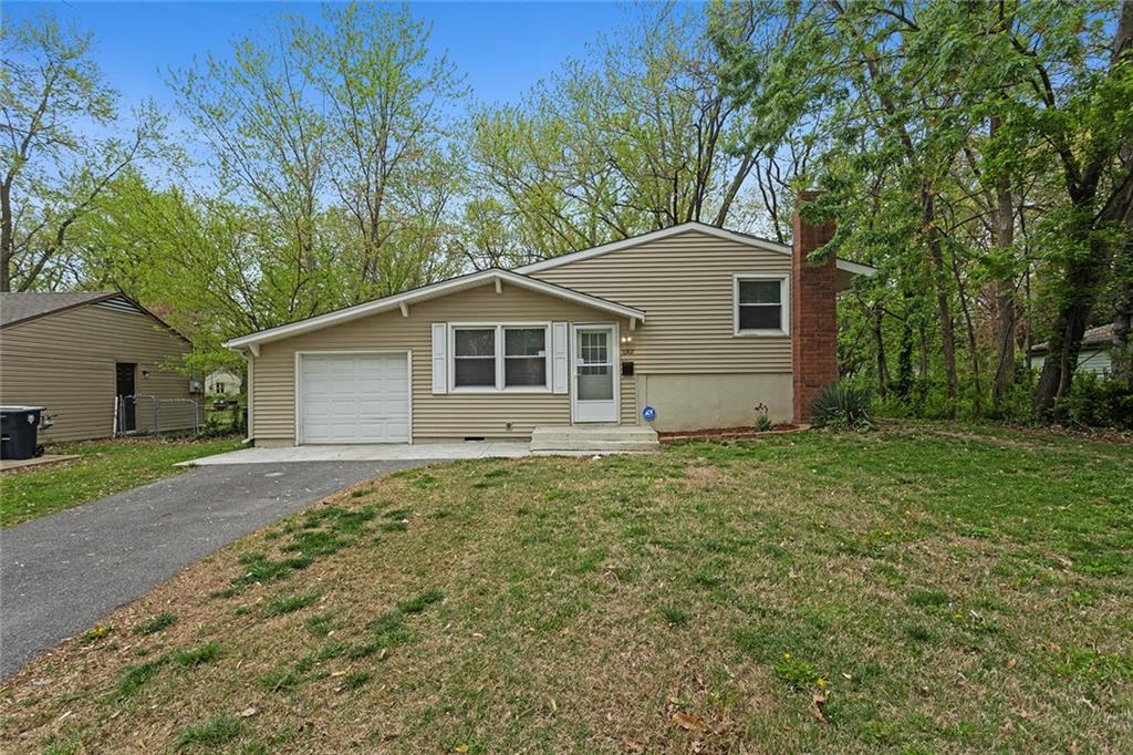 Listing Photo MLS #HMS2544472