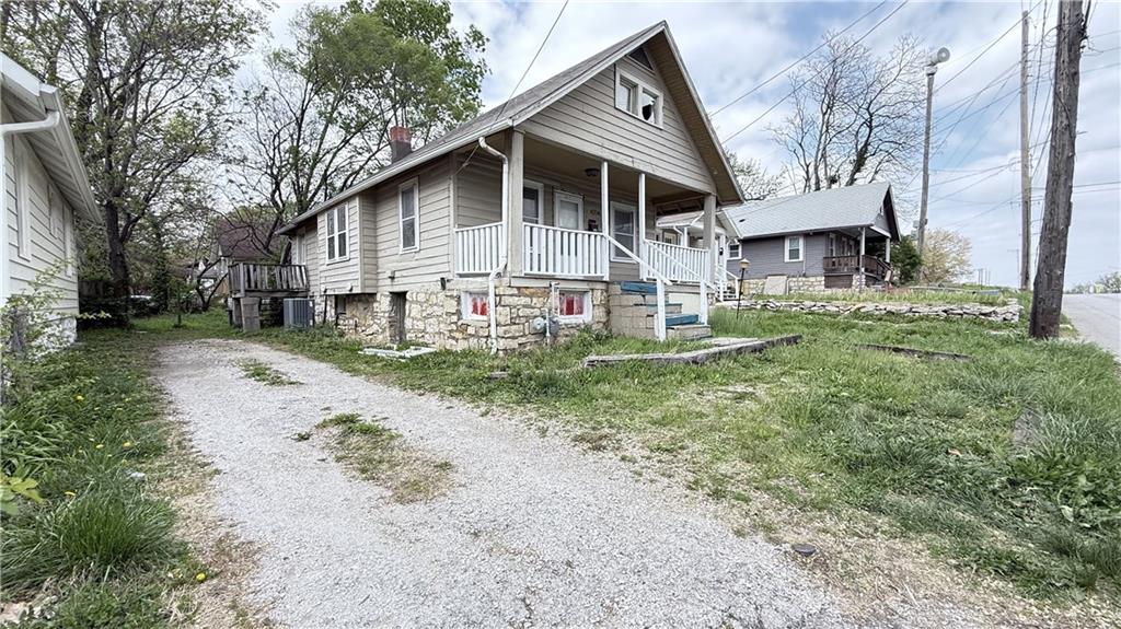 Listing Photo MLS #HMS2545074