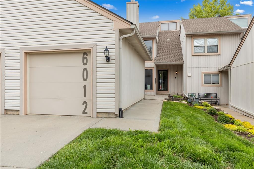 Listing Photo MLS #HMS2545105