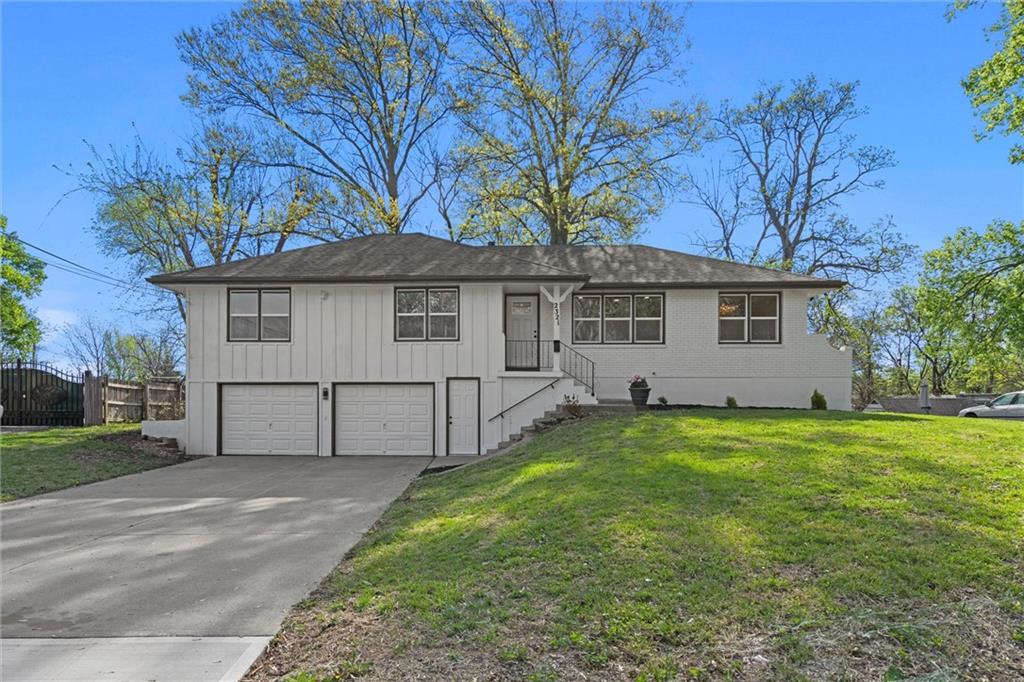 Listing Photo MLS #HMS2545128