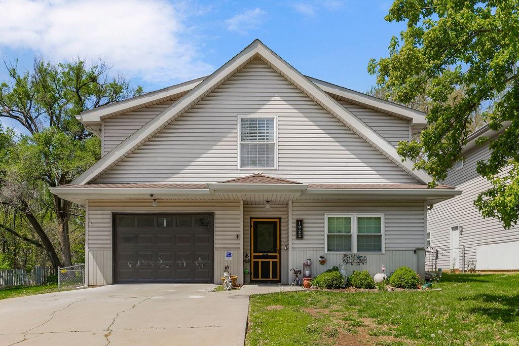 Listing Photo MLS #HMS2545158