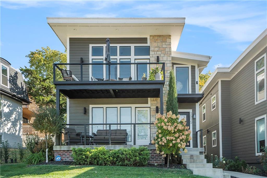 Listing Photo MLS #HMS2545257