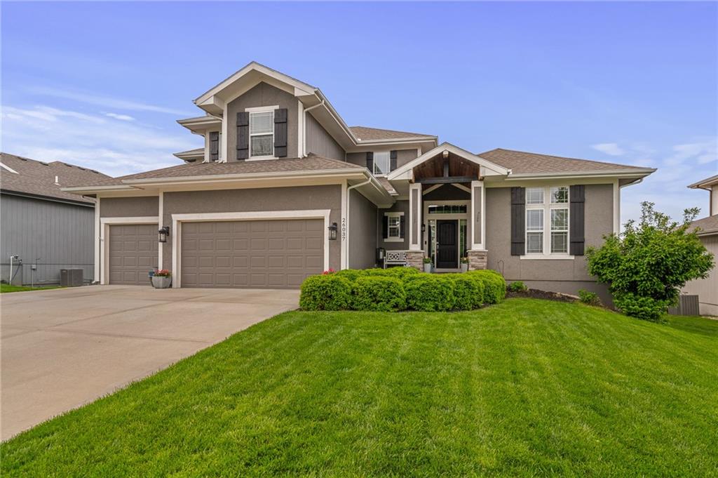 Listing Photo MLS #HMS2545507