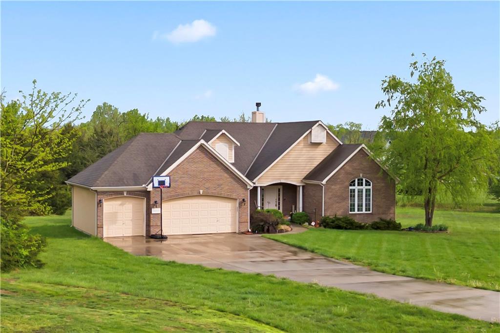 Listing Photo MLS #HMS2545537