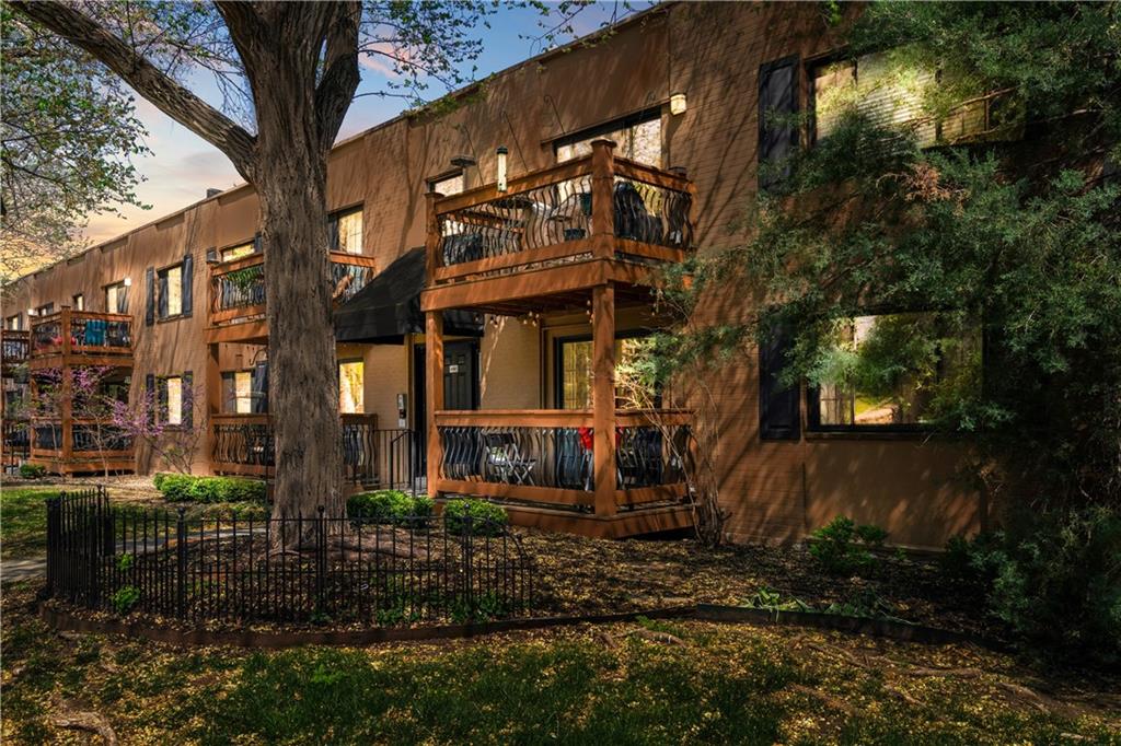 Listing Photo MLS #HMS2545546