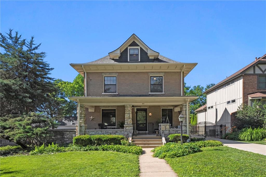 Listing Photo MLS #HMS2545576