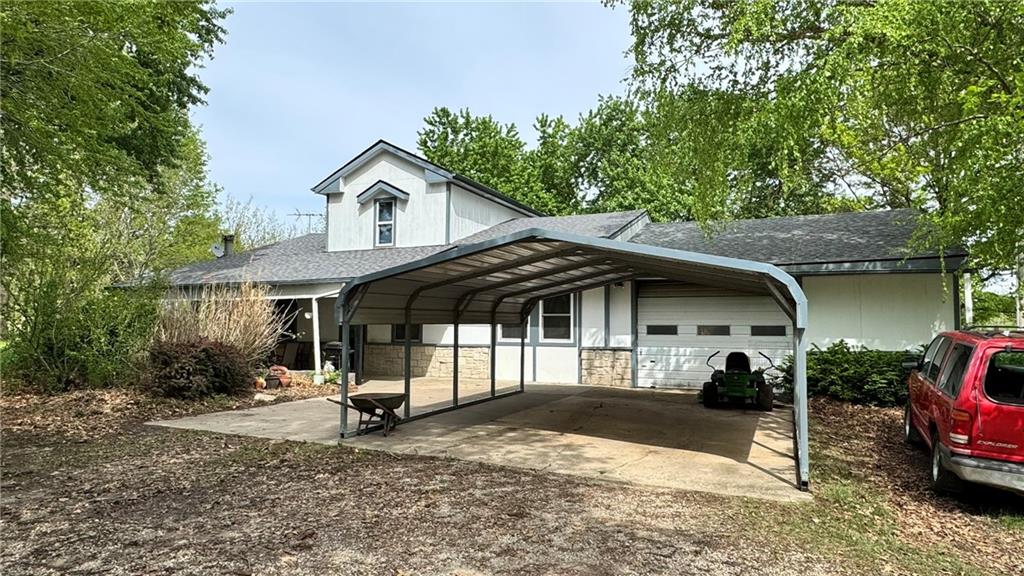 Listing Photo MLS #HMS2545582