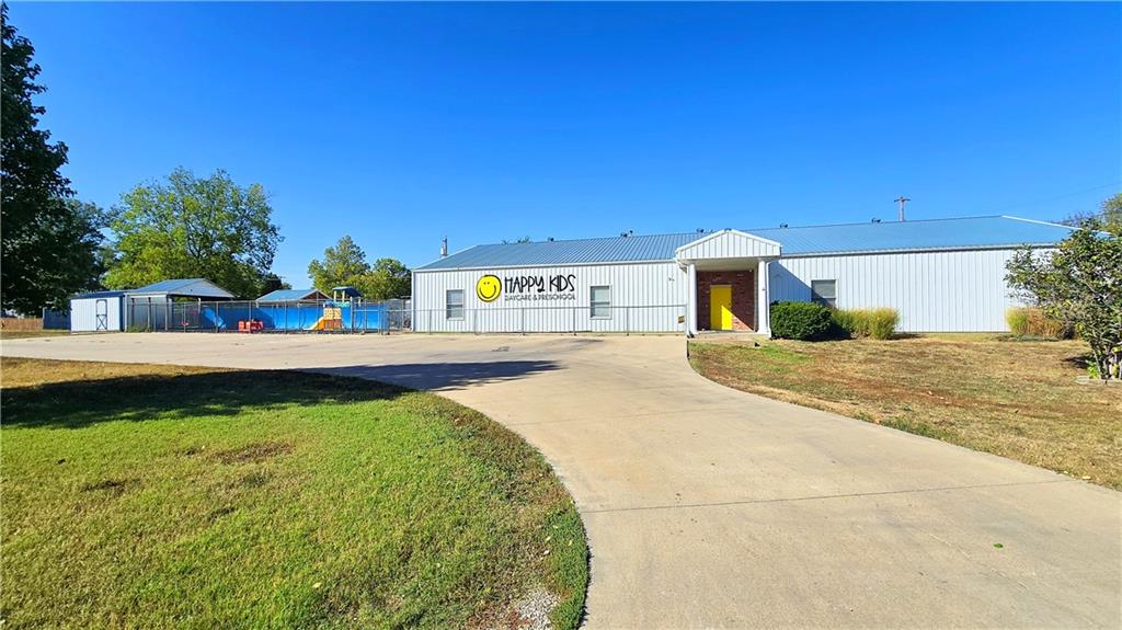 Listing Photo MLS #HMS2545623
