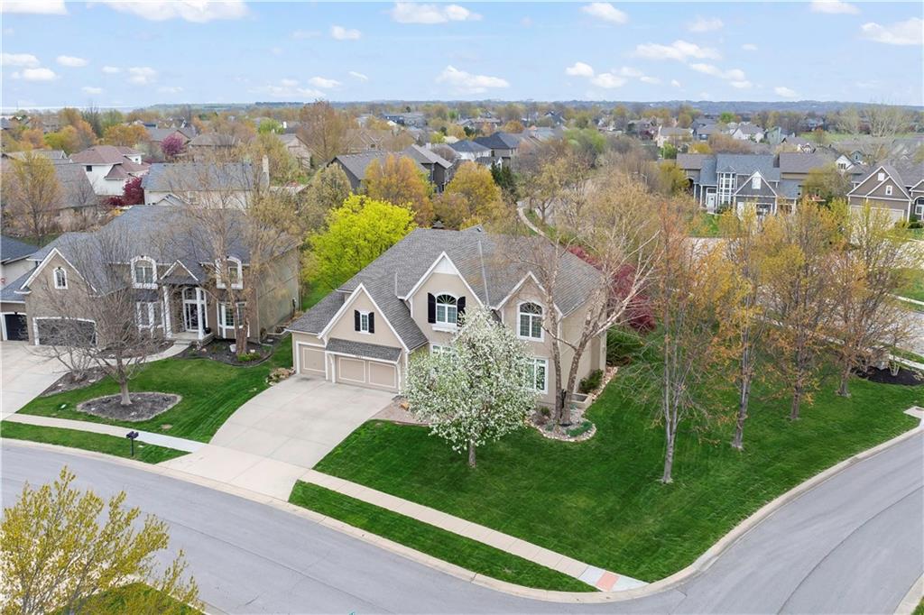 Listing Photo MLS #HMS2545626