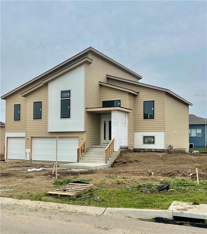 Listing Photo MLS #HMS2545639