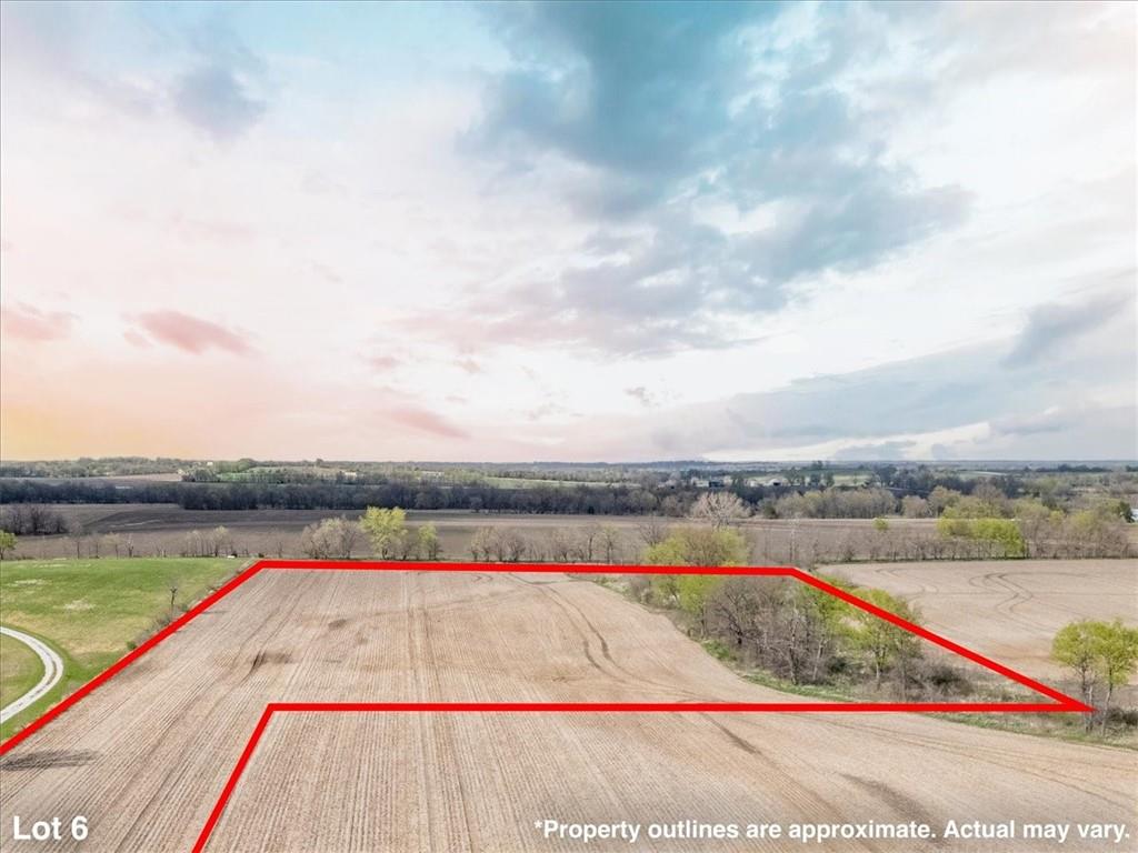 Listing Photo MLS #HMS2545654