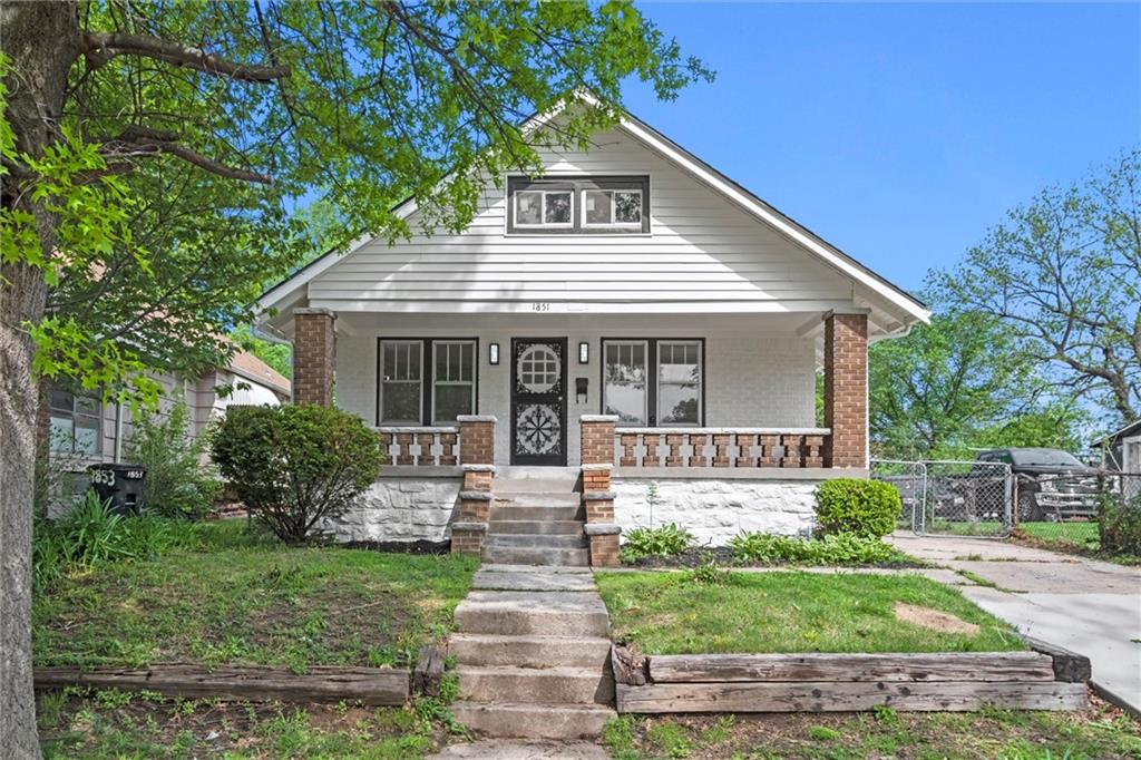 Listing Photo MLS #HMS2545720
