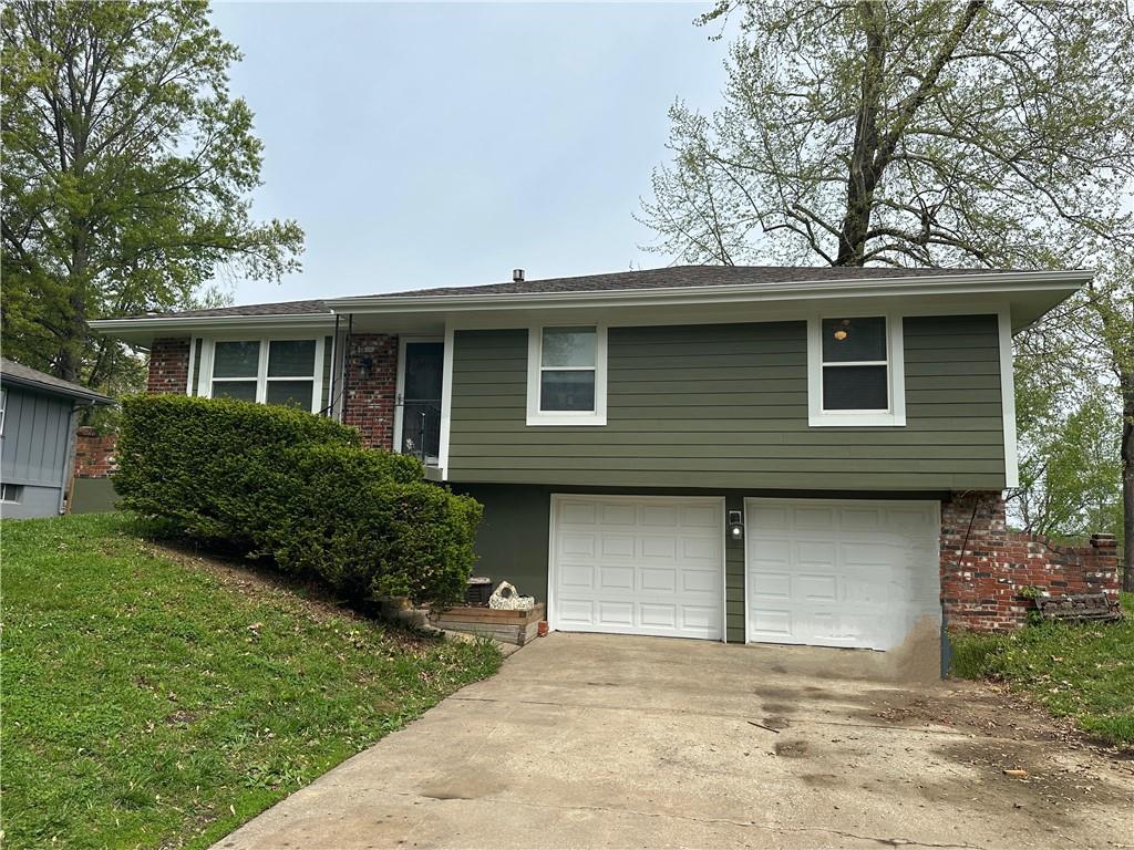 Listing Photo MLS #HMS2545792