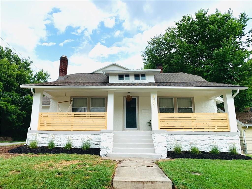 Listing Photo MLS #HMS2545803
