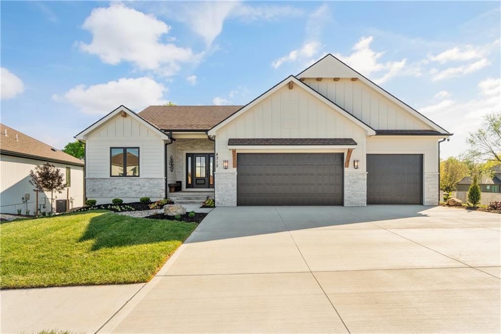 Listing Photo MLS #HMS2545853