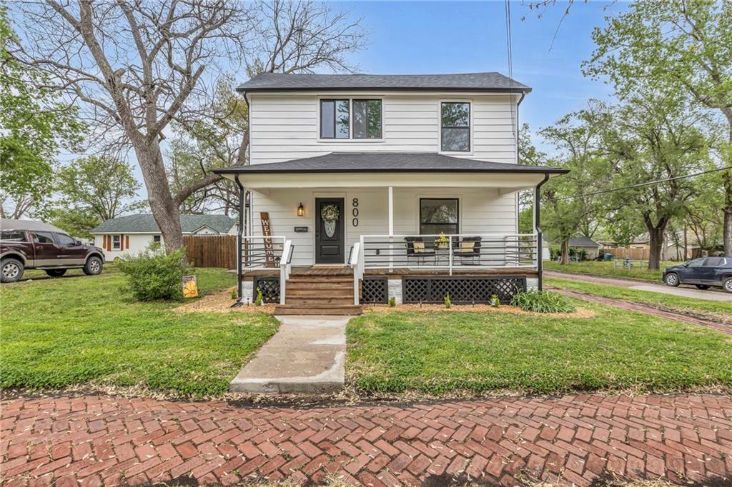 Listing Photo MLS #HMS2545860