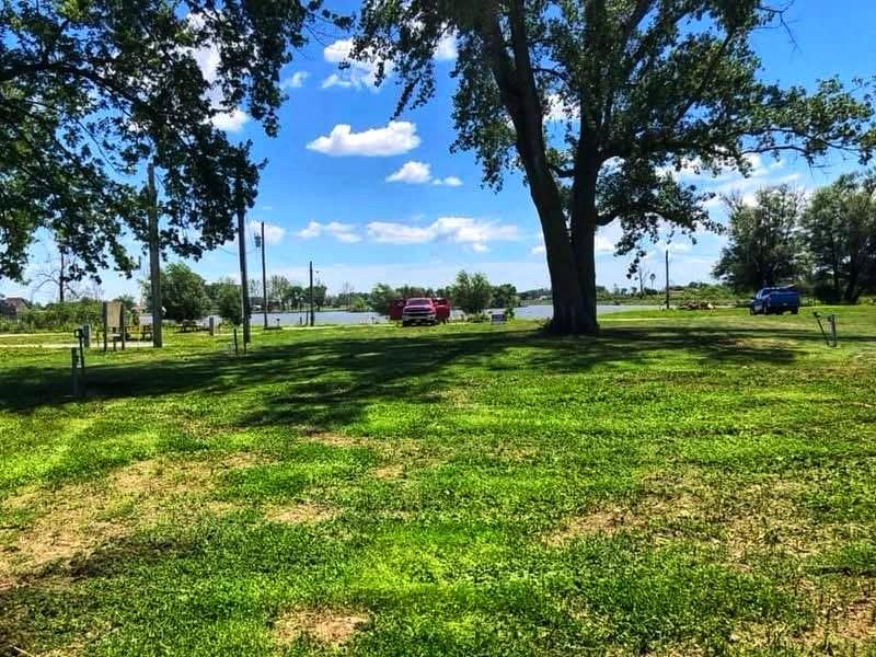 Listing Photo MLS #HMS2545884