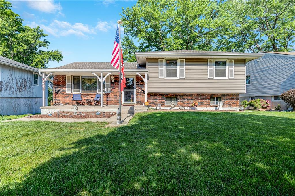 Listing Photo MLS #HMS2545905