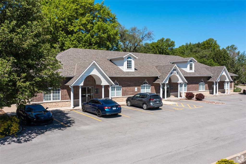 Listing Photo MLS #HMS2545907