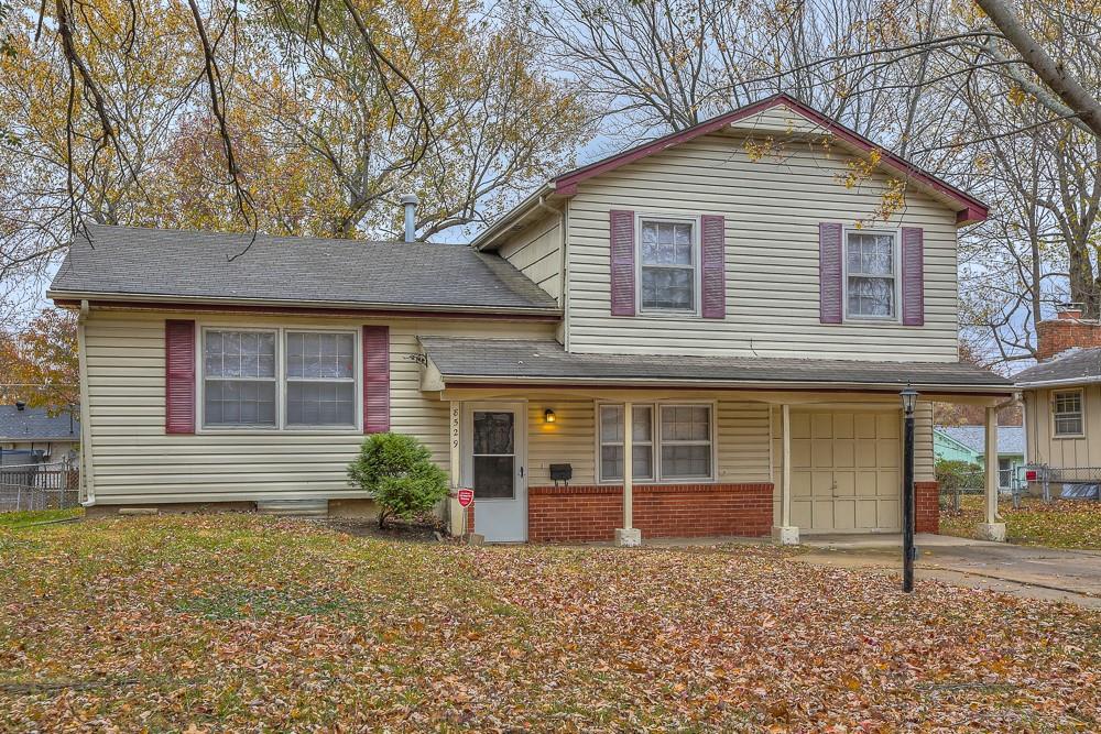 Listing Photo MLS #HMS2545913