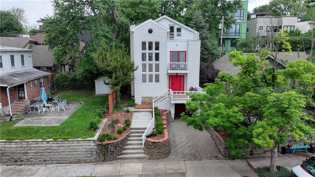 Listing Photo MLS #HMS2545961