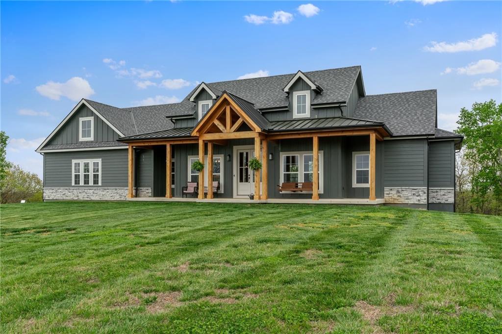 Listing Photo MLS #HMS2546088